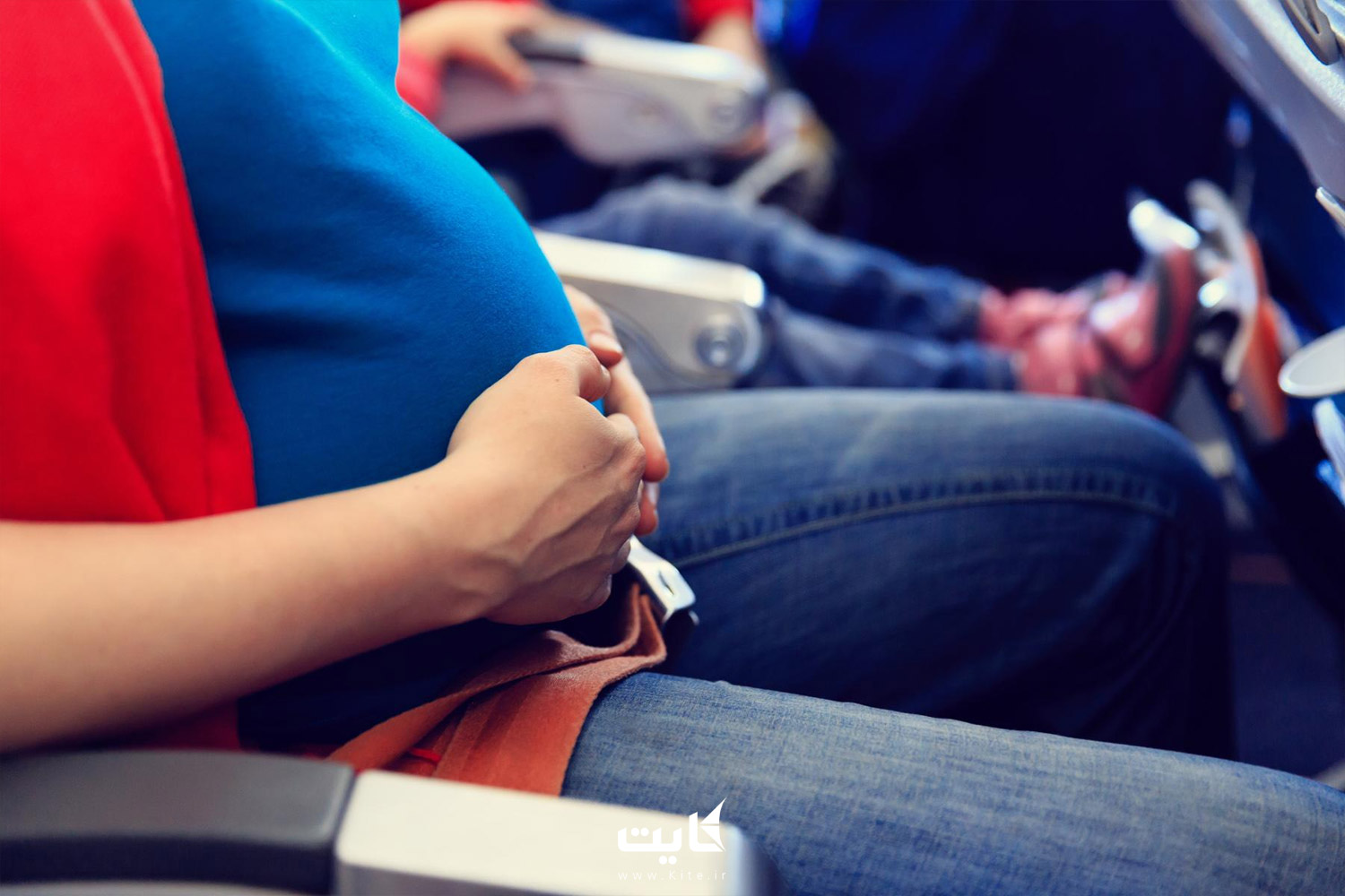 پرواز با هواپیما برای زنان باردار مناسب است؟