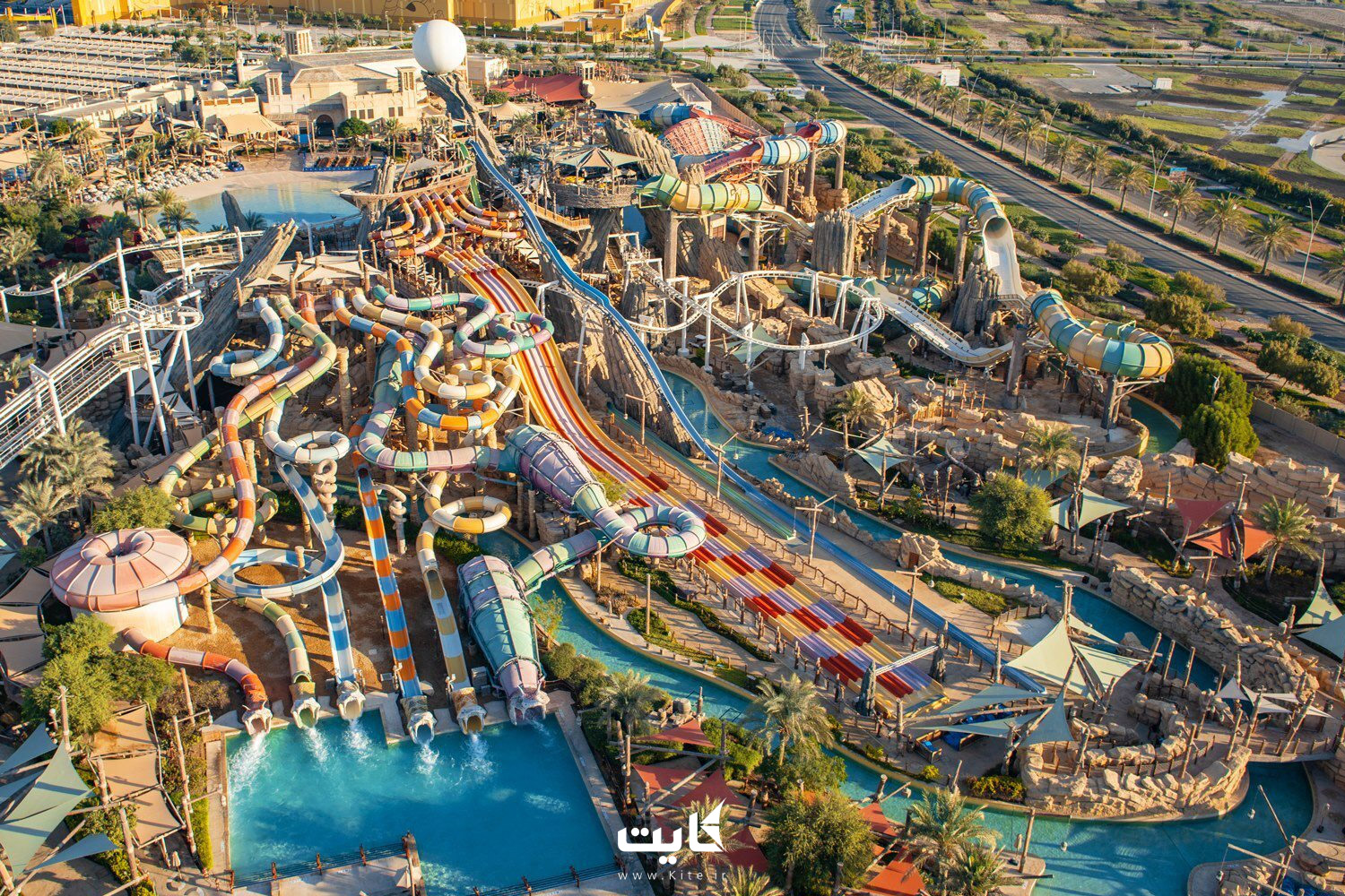 پارک آبی یاس واتر ورلد (Yas Waterworld Abu Dhabi)، ابوظبی، امارات