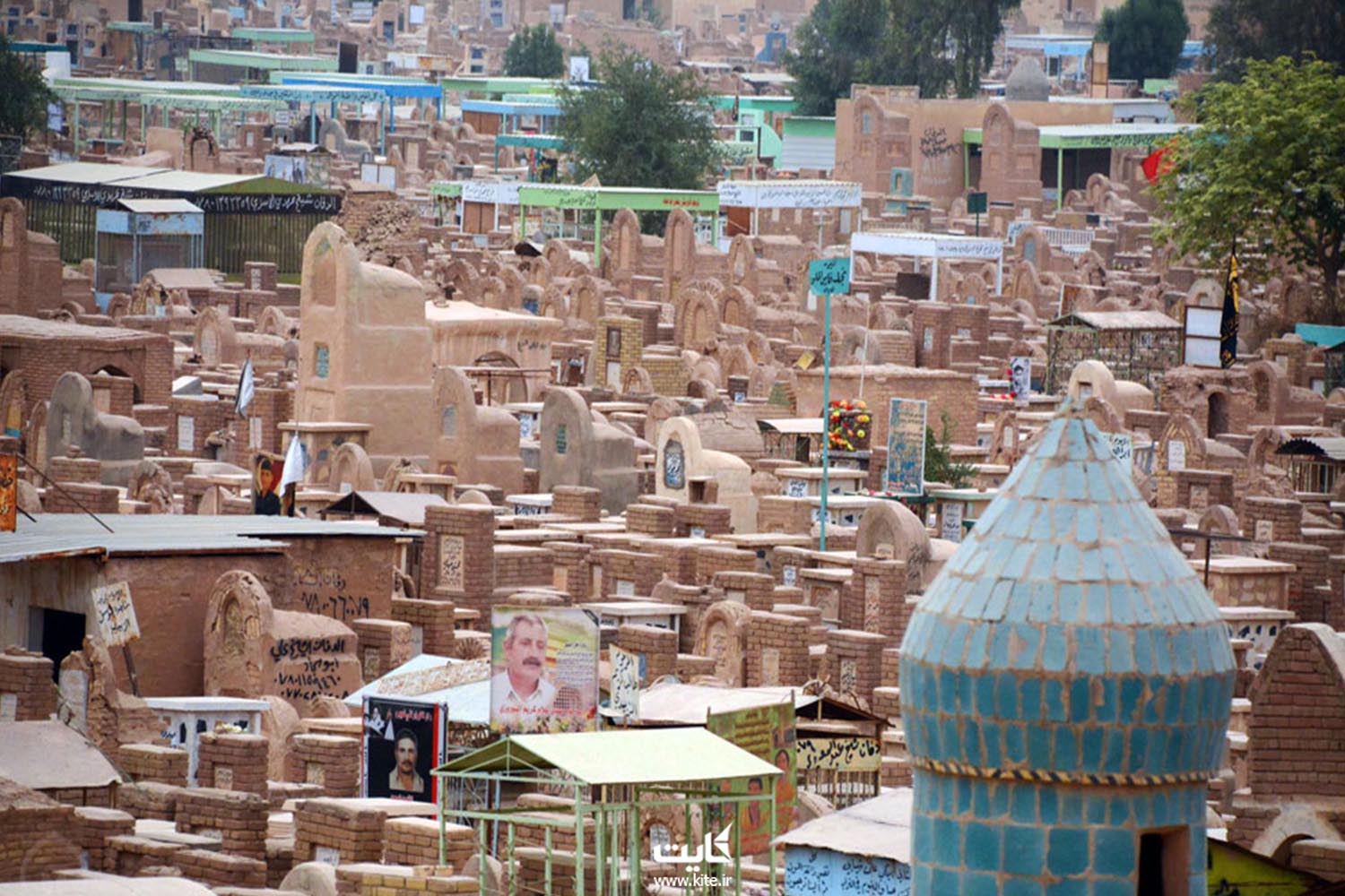 قبرستان وادی السلامِ نجف  بزرگ‌ترین قبرستان جهان
