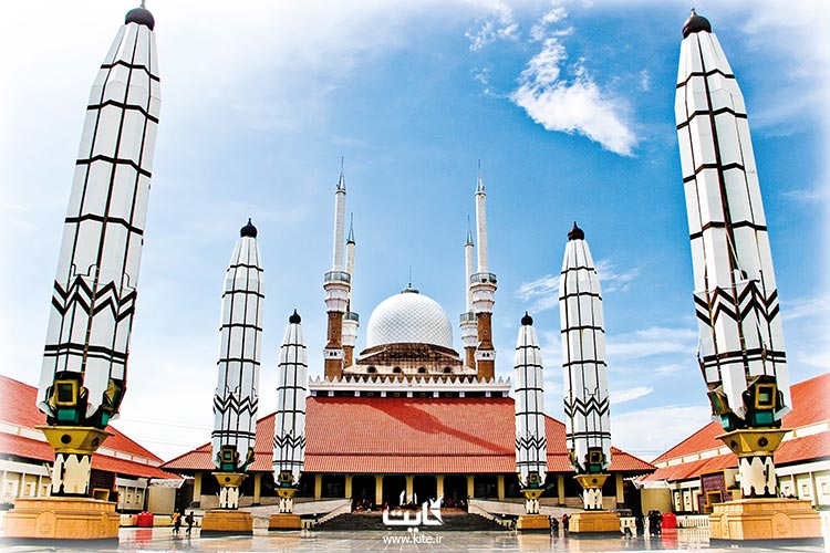 مسجد-بزرگ-جاوای-مرکزی-از-جذاب‌ترین-مساجد-اندونزی