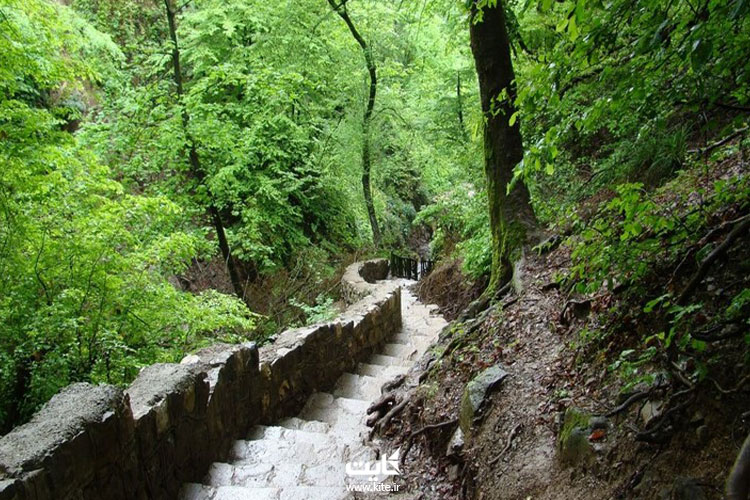 مسیر-دسترسی-به-آبشار-کبودوال