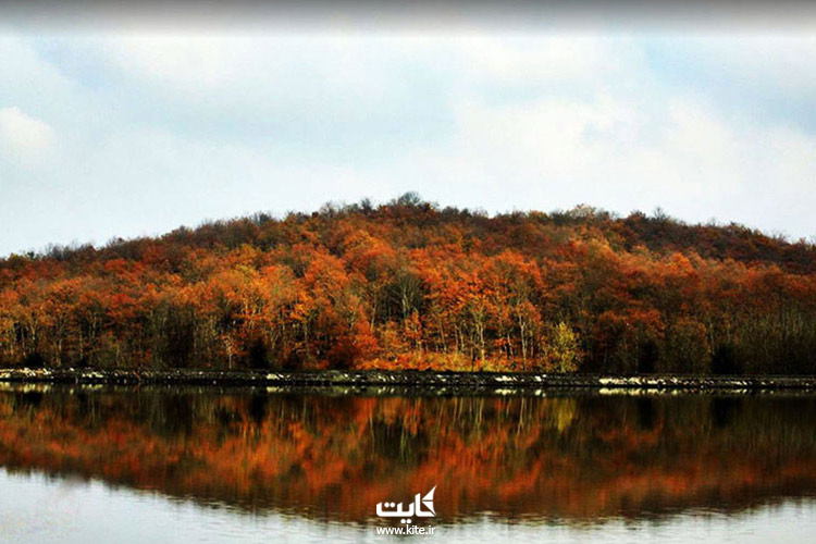 پاییز-دریاچه-سقالکسار